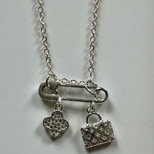 Handmade paperclip design